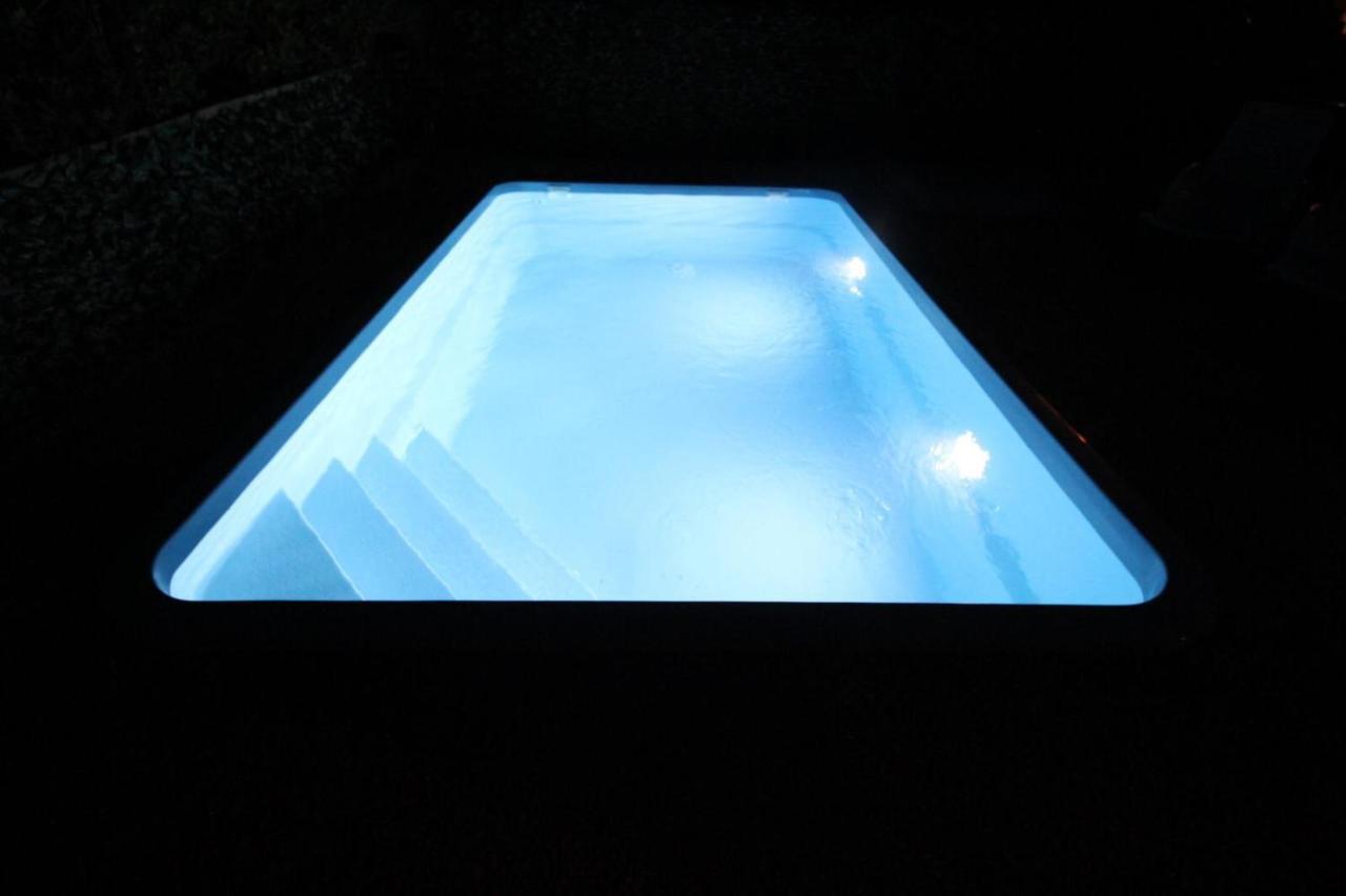 Blue Water Novalja Apartments ภายนอก รูปภาพ